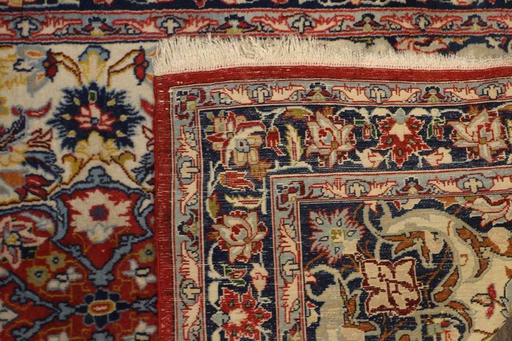 Tapete Persa ISFAHAN de SEDA, original c/nós muito finos, 108cmx65 cm