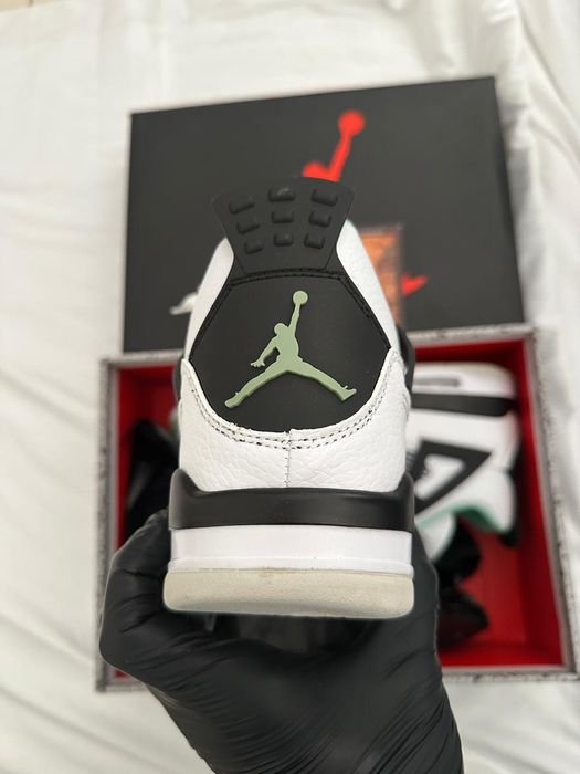 Sapatilhas Jordan 4 Seafoam 44