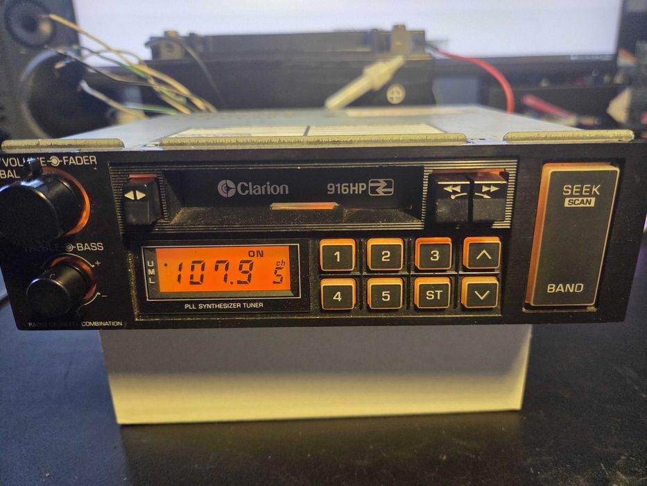 Radioodtwarzacz samochodowy Clarion 916HP -Vintage Old School