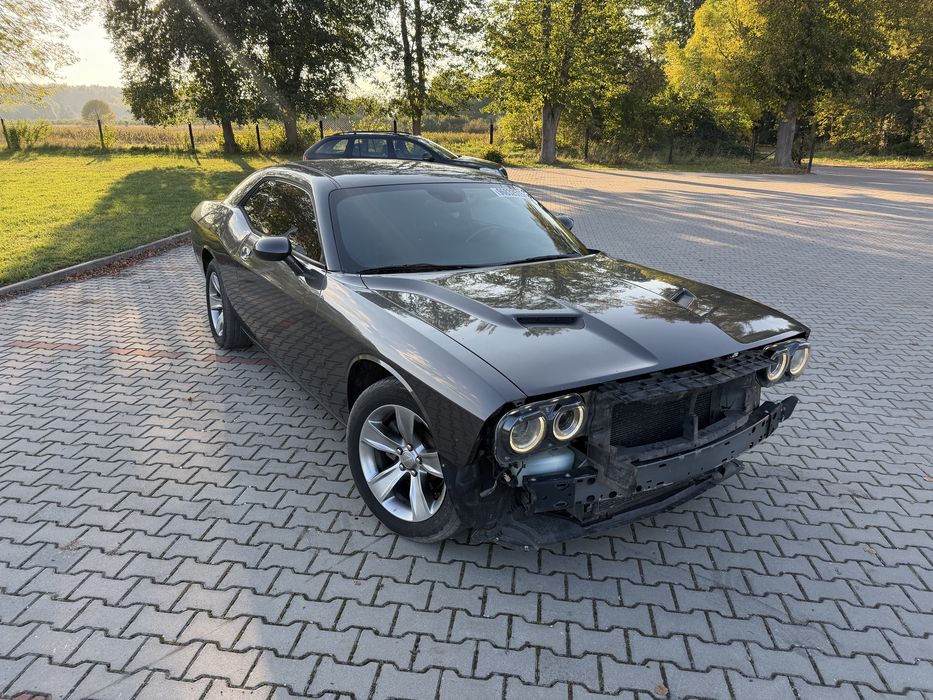 Dodge Challenger