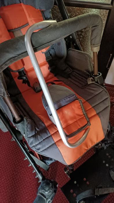 Інвалідна ортопедична коляска