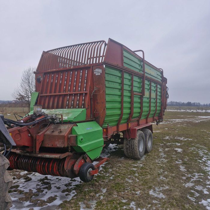 Przyczepa samozbierająca strautmann super vitesse