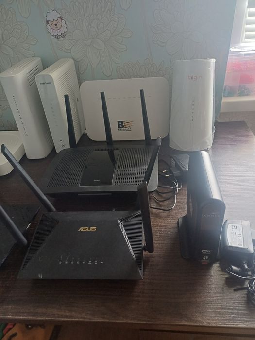 Продам роутери Asus, Netgear, arrisv, Linksysv