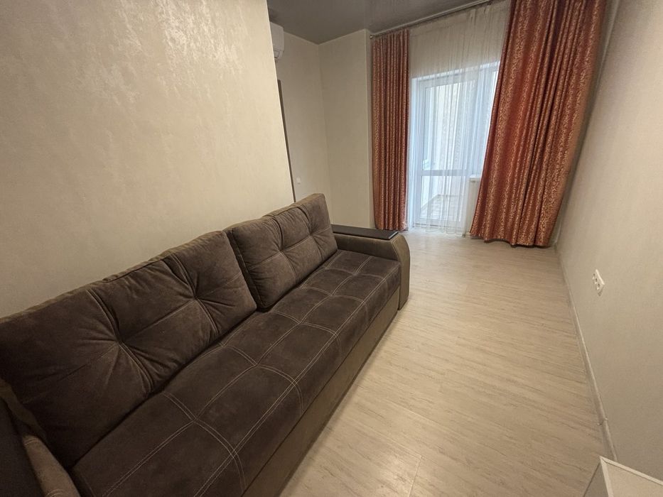 Будинок з ремонтом та меблями без комісії для покупця