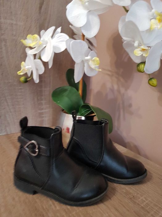 Nowość 2024:) skórzane botki PRIMARK roz 23