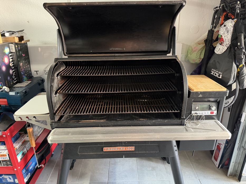 Traeger Timberline 1300 - churrasqueira/fumador a pellets