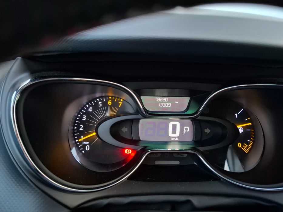 Renault Captur, automat, super stan, 12.2015r