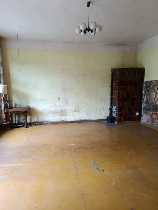 Sprzedam mieszkanie na parterze w centrum.94.10 m² - Więcej