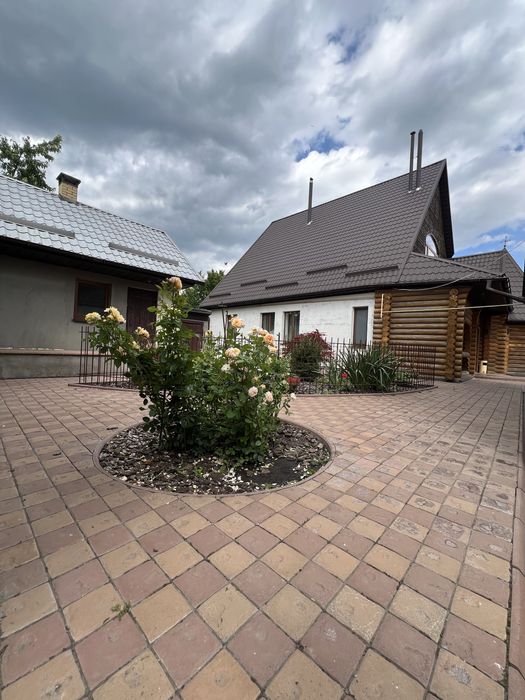 Загородный дом с бизнесом