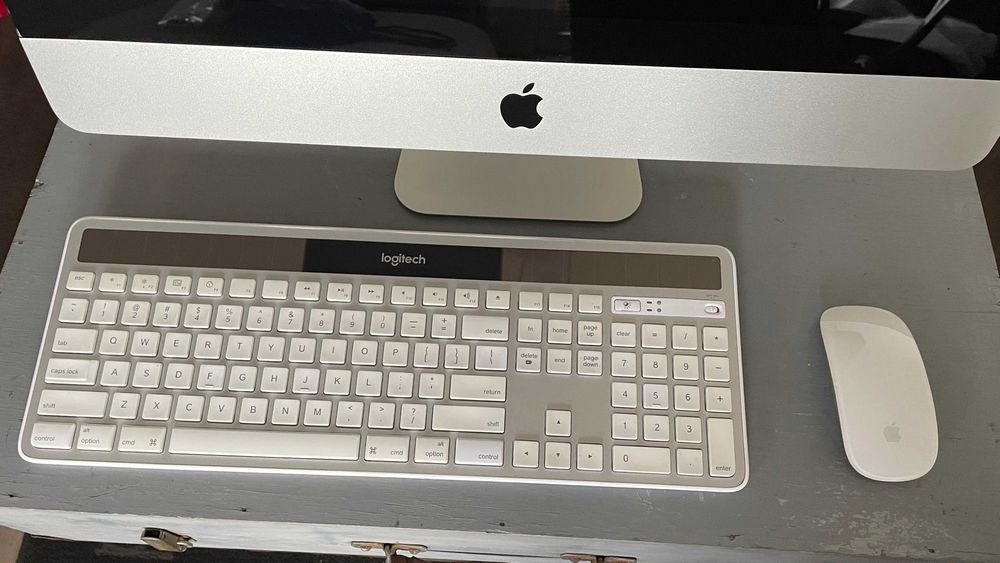 Komputer iMAC 21,5 + dodatki