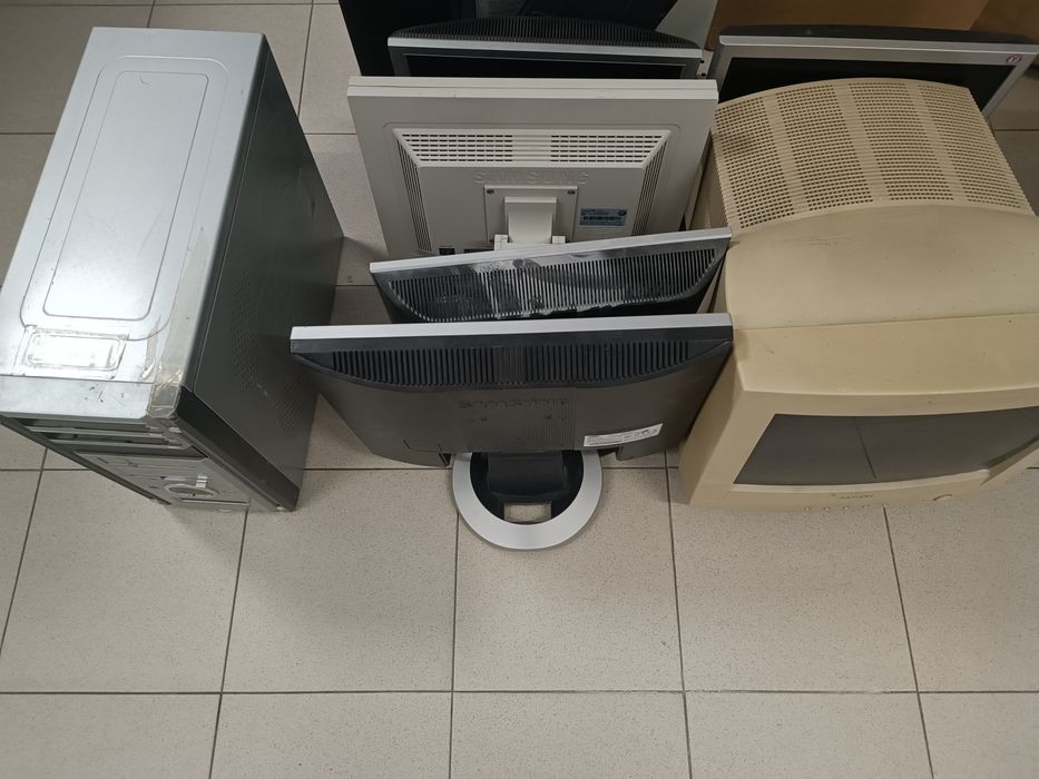 Material informático usado