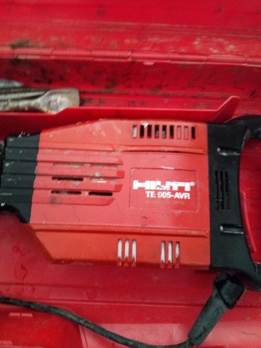martelo demolidor hilth TE905 AVR