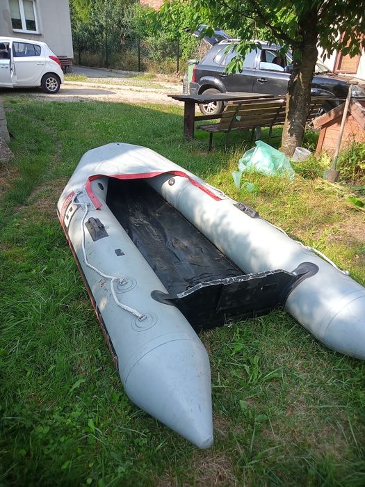 Ponton Bombard 2000 sztywna podłoga , pawęż na silnik okazja