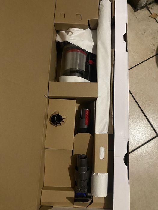 NOWY odkurzacz DYSON V15 Detect Absolute