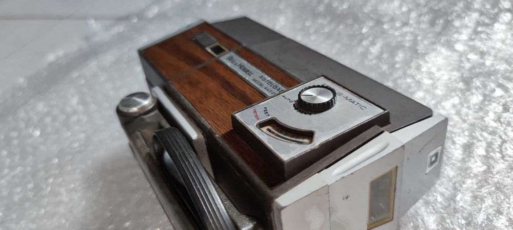 Bell & Howell Autoload Model 442 PS Optronic Eye Camera Vintage Areeiro