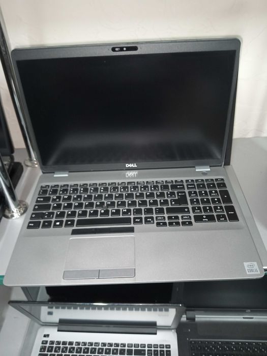 Dell Latitude 5511