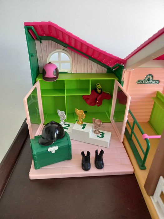 Clube dos Póneis (barriguitas)