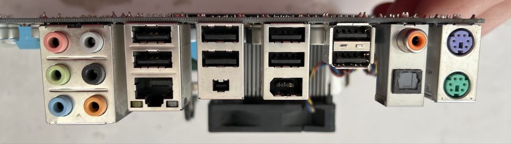 Материнстка плата gigabyte ga-ma770t, процесор, оперативна памʼять