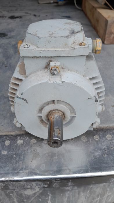 Електродвигун 1.1 кв