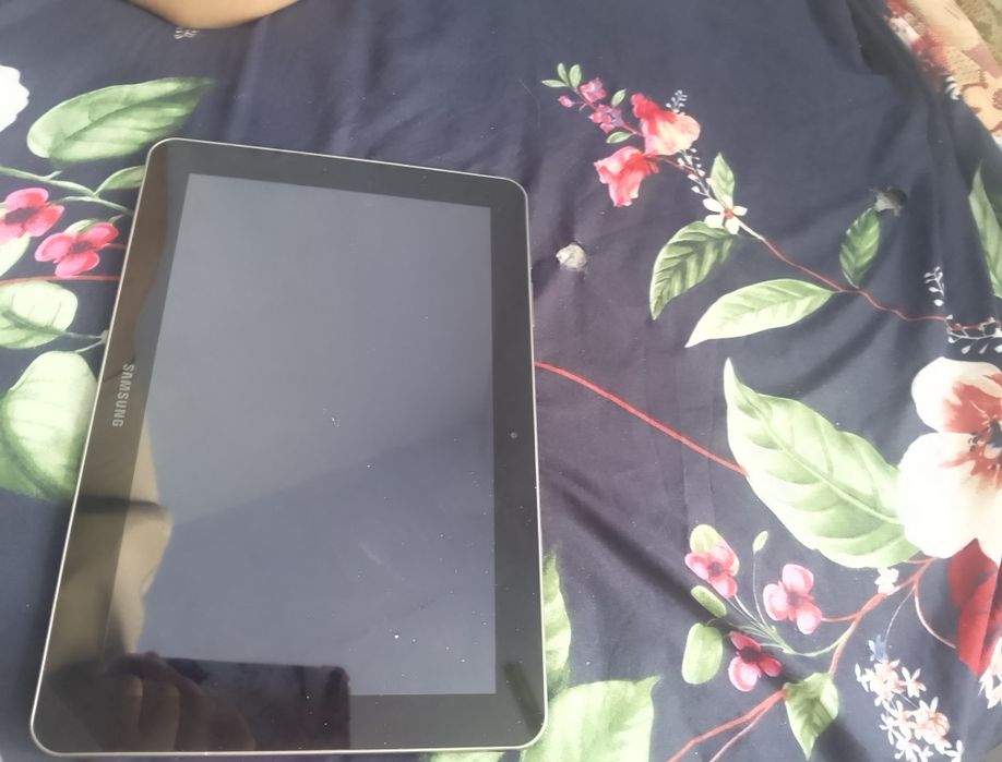 Samsung Galaxy Tab 10.1/Apple iPad Air 2