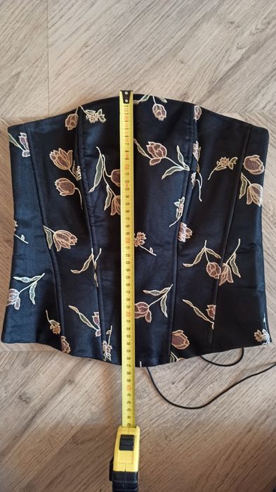 Elegancki gorset rozmiar 40