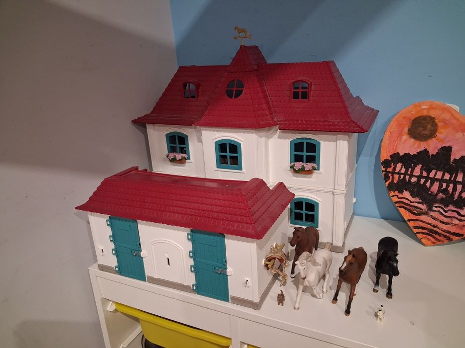 Sprzedam Schleich Horse Club  Posiadłość i Stadnina Koni