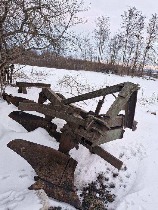 Плуг ПЛН 3.35.                ,