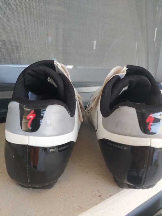Sapatos Ciclismo Specialized bodygeometry
