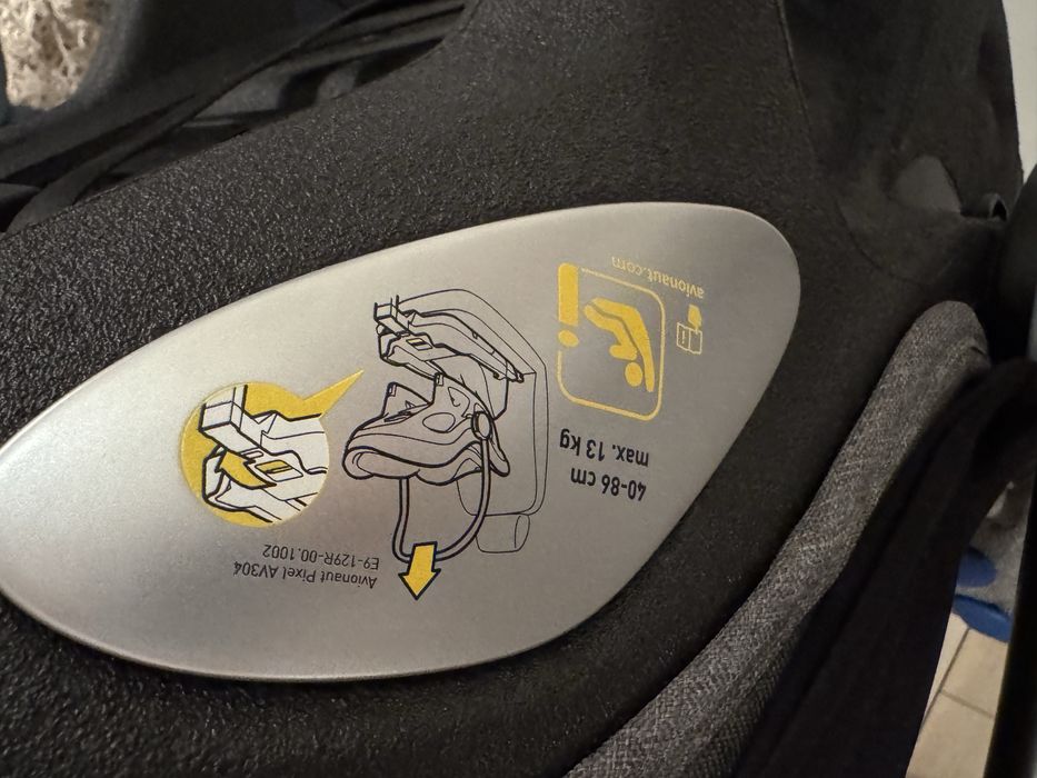 Fotelik nosidełko Avionaut Pixel