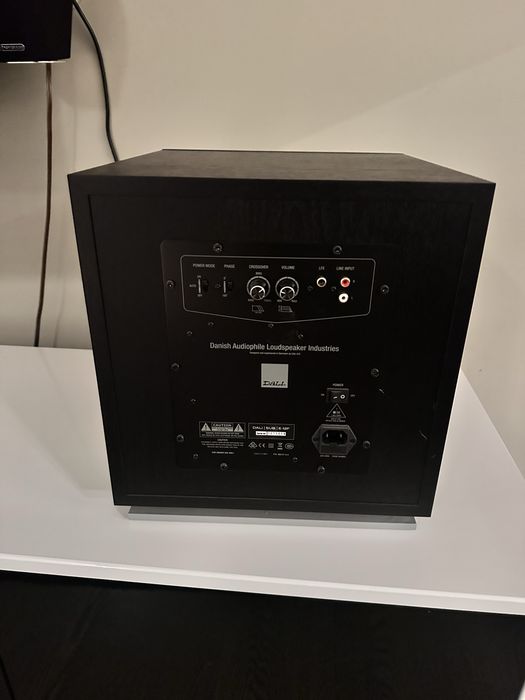 Dali subwoofer  E12f