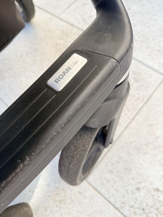 Sprzedam wózek spacerówka.  Wózek ROAN Coss