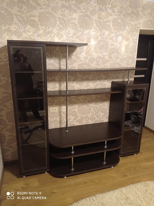 Стінка в зал не велика