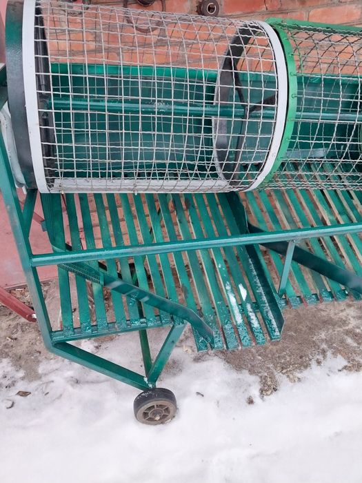 Картоплесортувалка тракторна