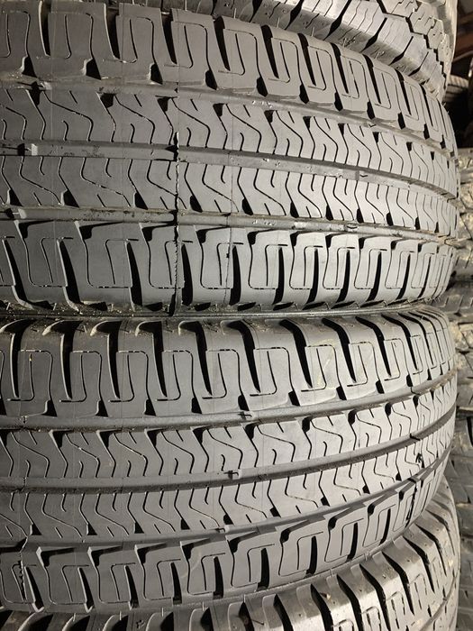 Шини б/у лето 215/70-15c Michelin Agilis Camping