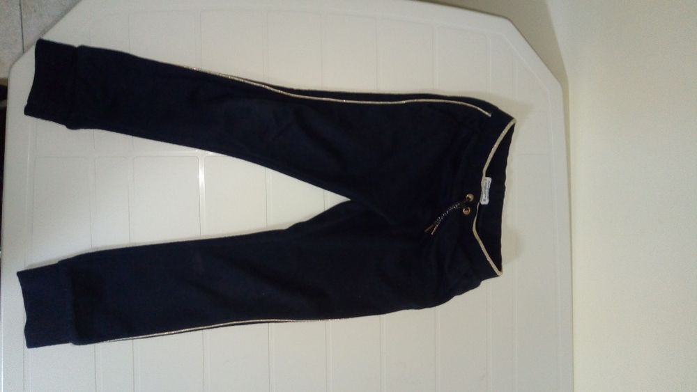 Roupa marca e acessórios