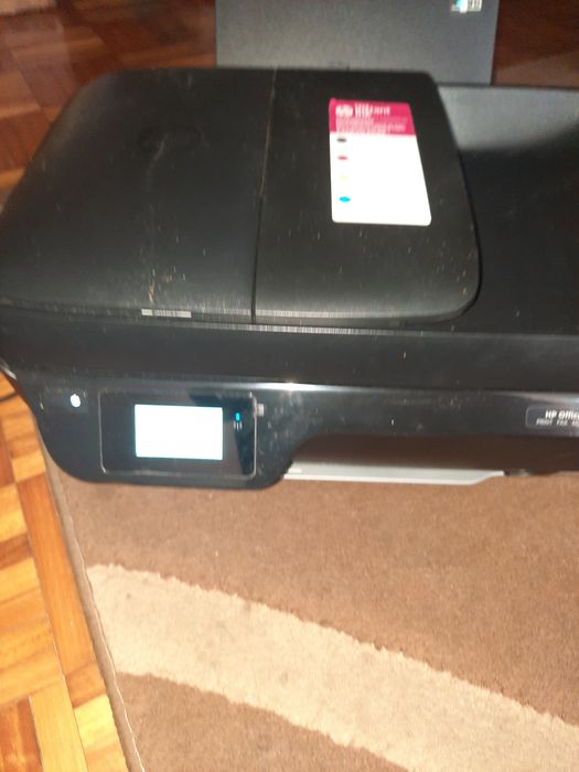 Impressora multifunções office jet HP 3833 como nova33