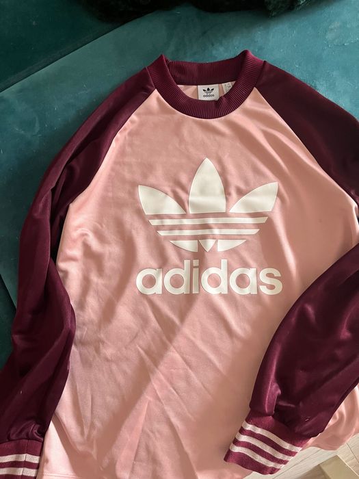 Różowa bluza adidas