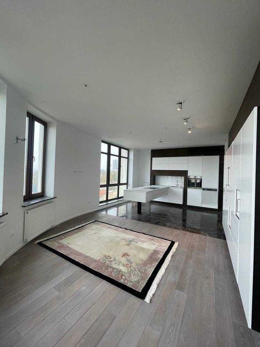 Продаж 3 кімнатної преміум квартири вул. Романківа (Червона)