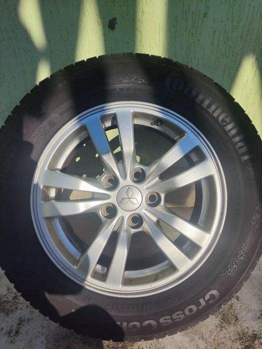 Шини  5 114.3 16 Гарний стан