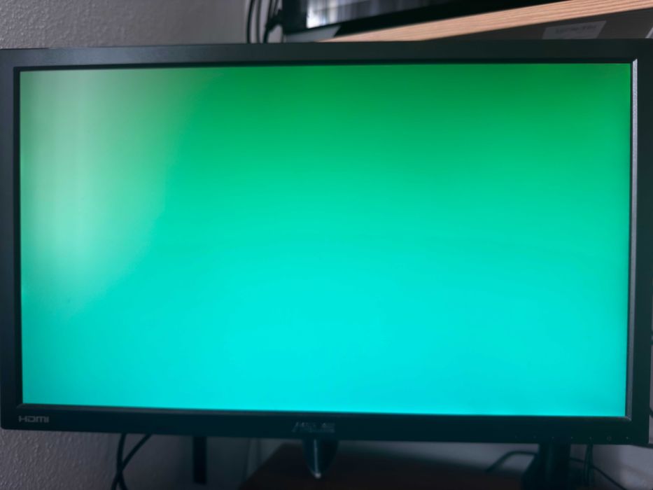 Monitor Asus VP228HE
