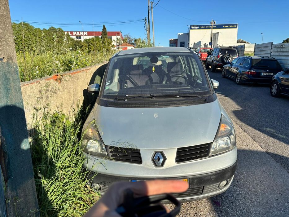 Renault Space 7 lugares AVARIADA