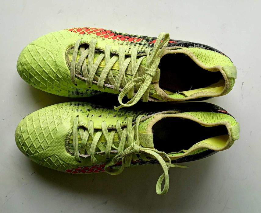 Футбольні бутси 40 р