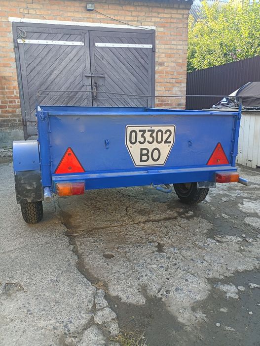 Причеп  легковий
