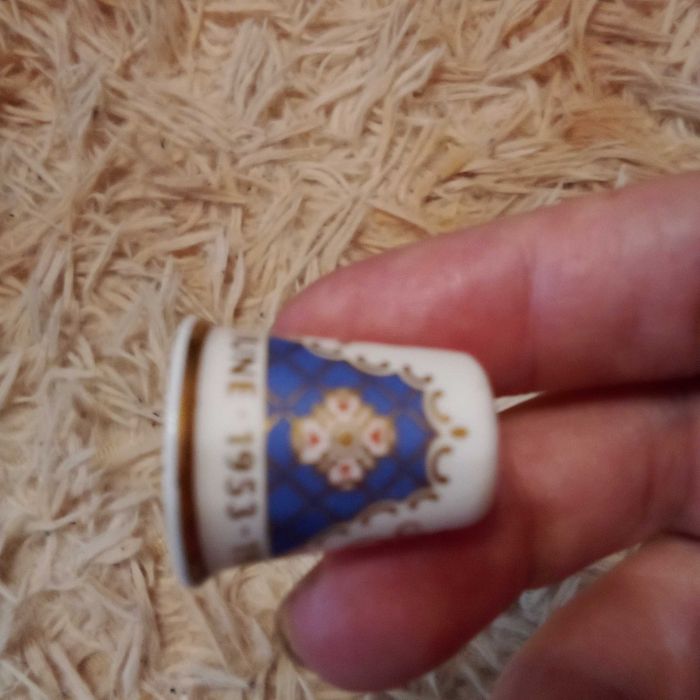 Наперсток англия