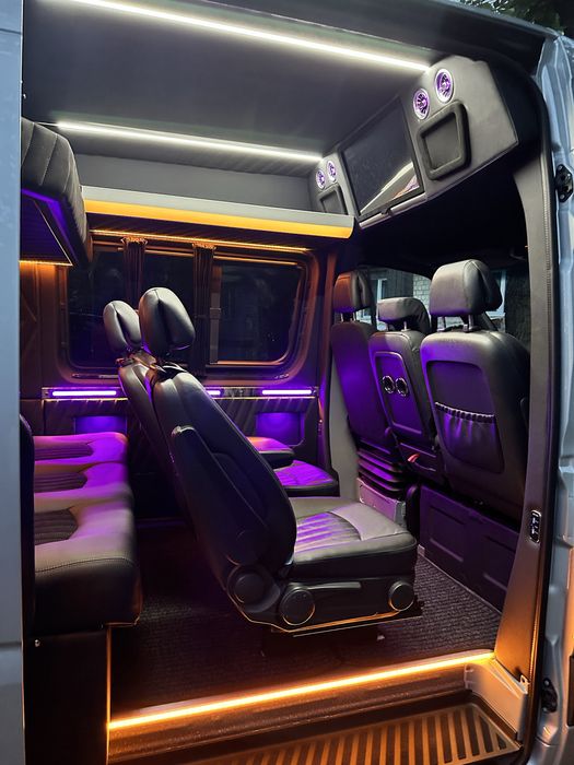 Приватний трансфер під замовлення по Україні та за кордон