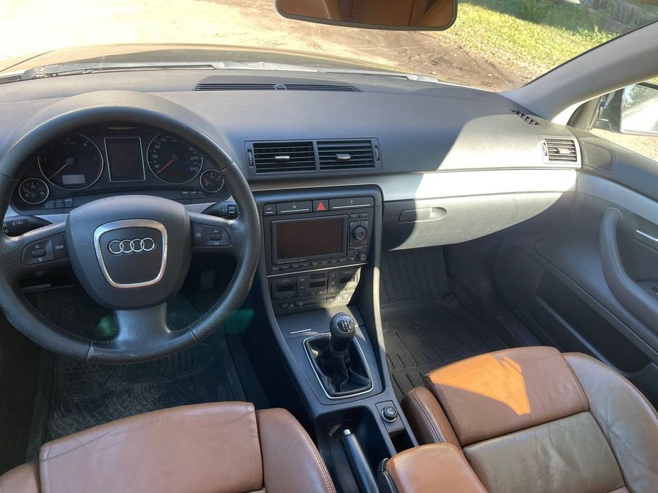 Audi A4 b7( Ауді а4б7)2006 рік  2.0 Дизель Механіка передній привід Гарний універсал
