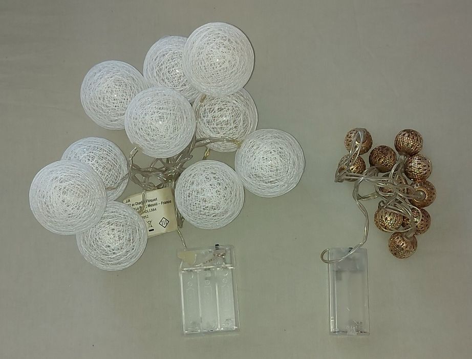 Guirlandes,caixa musical e árvore de natal artificial...