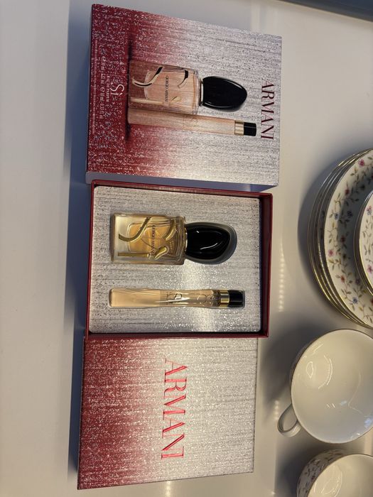 Giorgio Armani Si zestaw woda perfumowana 30 ml + 10 ml