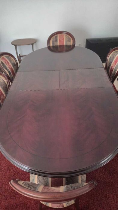 Mesa de Jantar Extensível em Madeira Maciça + 6 Cadeiras | Excelente Estado