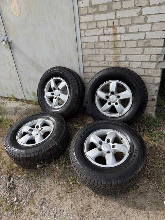 Колеса Kia Sorento r16 з новою зимовою гумою Kapsen 245/70/16